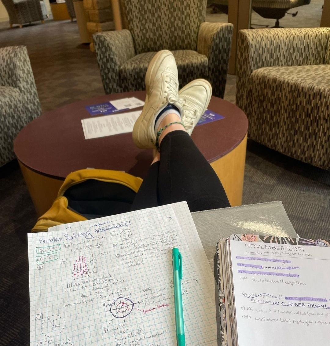 2021-12-18 studing.jpg